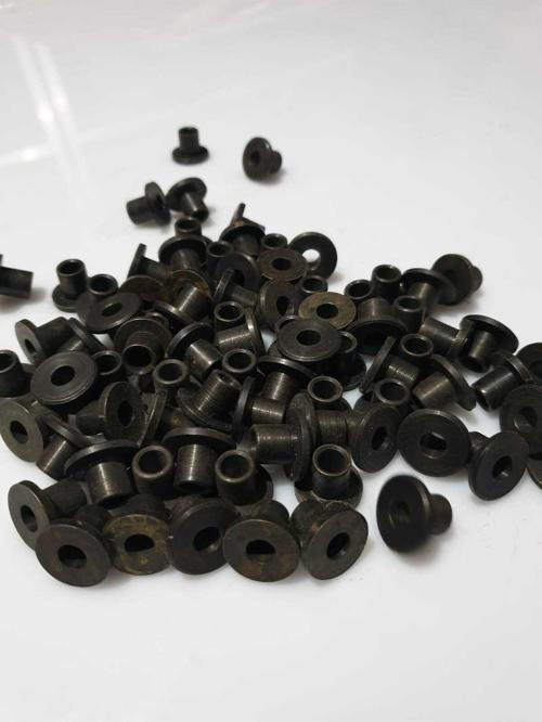 Motosiklet Camı Burç seti 16x11x7mm (6 Adet)