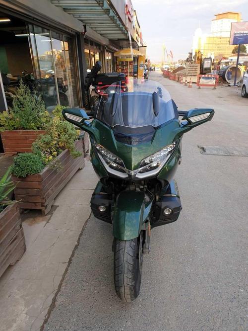 Honda Goldwing Bagger Siperlik Ön Cam 2018 2023 Model 38cm Şeffaf Renkli 4mm ORTA BOYLU CAM