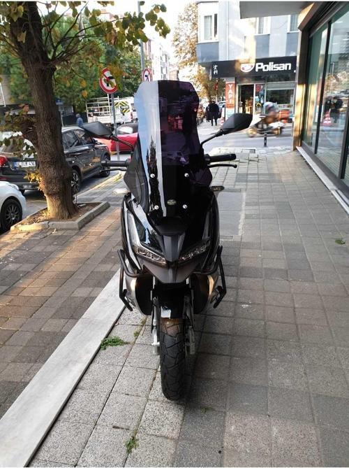 Barossa ADV 125 Siperlik Ön Cam 2024 Model 65cm Siyah Renkli 4mm ORTA BOYLU CAM