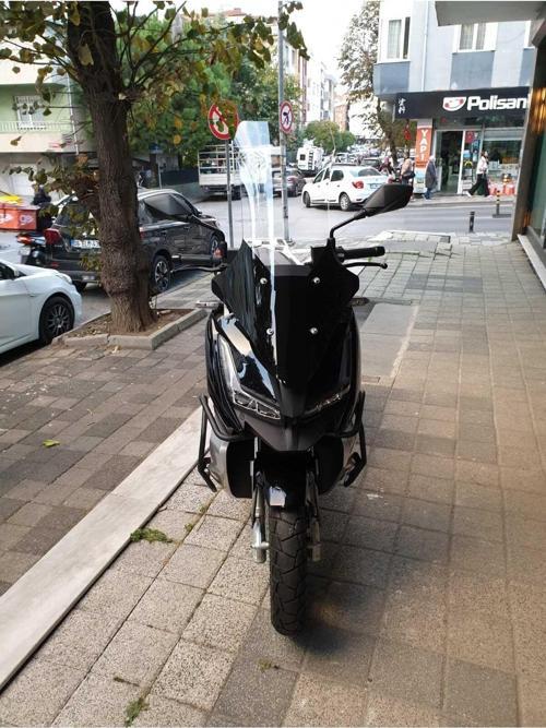 Barossa ADV 125 Siperlik Ön Cam 2024 Model 78cm Şeffaf Renkli 4mm UZUN CAM