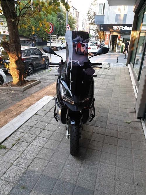Barossa ADV 125 Siperlik Ön Cam 2024 Model 78cm Siyah Renkli 4mm UZUN CAM