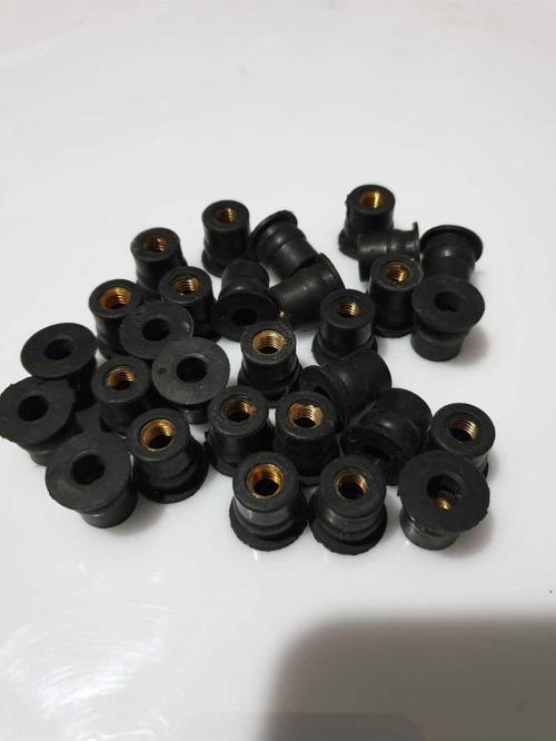 Motosiklet Siperlik Ön Cam Somunu ( M6 ) (3 Adet) 6x13x15mm