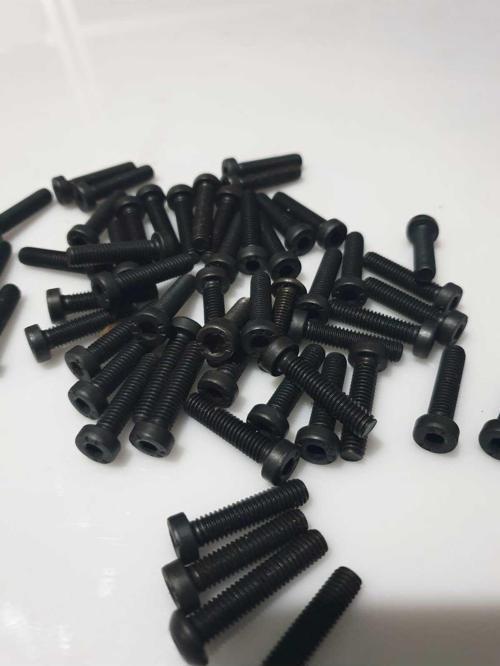 Motosiklet Camı Vida seti 5×2.5cm (25 Adet) Siyah Renkli