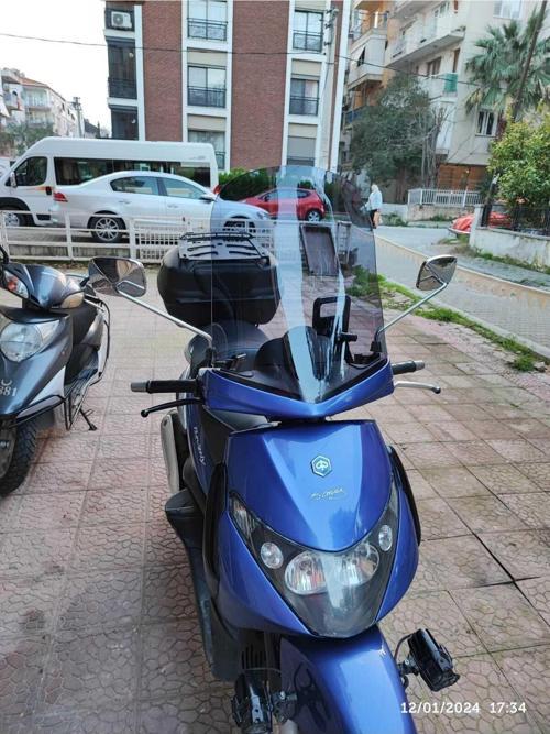 Piaggio Beverly 250 Siperlik Ön Cam 2005 2007 Model 44cm Açıkfüme Renkli 4mm