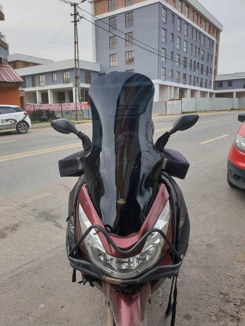 Honda Pcx Siperlik Ön Cam 2014 2017 Model 83cm Siyah Renkli 4mm UZUN CAM