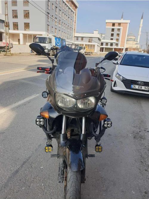 Honda Varadero Mk.1 Siperlik Ön Cam 1999 2003 Model 54cm Şeffaf Renkli 4mm