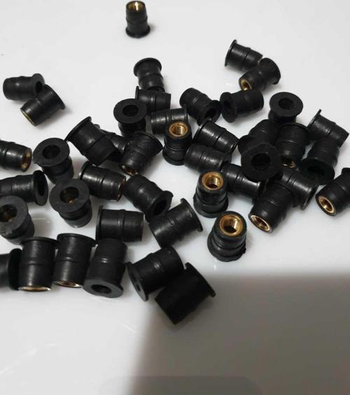 Motosiklet Siperlik Ön Cam Somunu ( M5 ) (3 Adet) 5x10x13mm