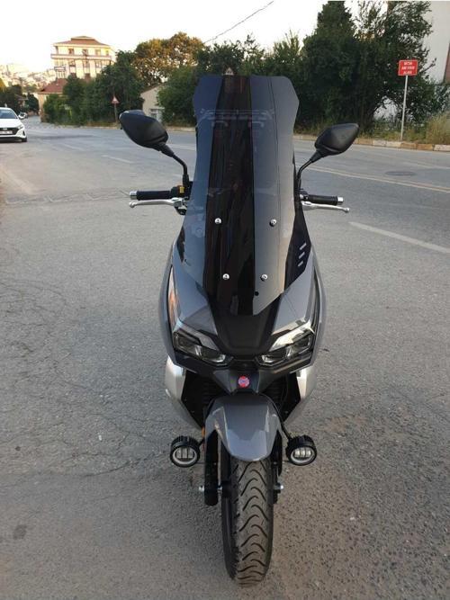 RKS Freccia 150 Siperlik Ön Cam 2022 2024 Model 65cm Siyah Renkli 4mm ORTA BOYLU CAM