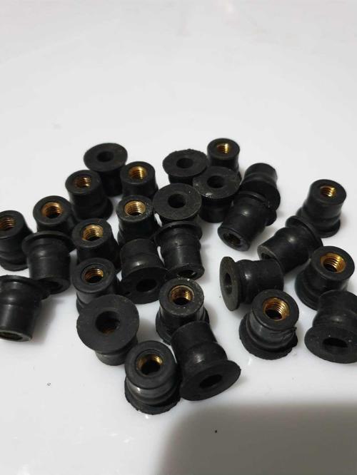 Motosiklet Siperlik Ön Cam Somunu ( M6 ) (1 Adet) 6x13x15mm
