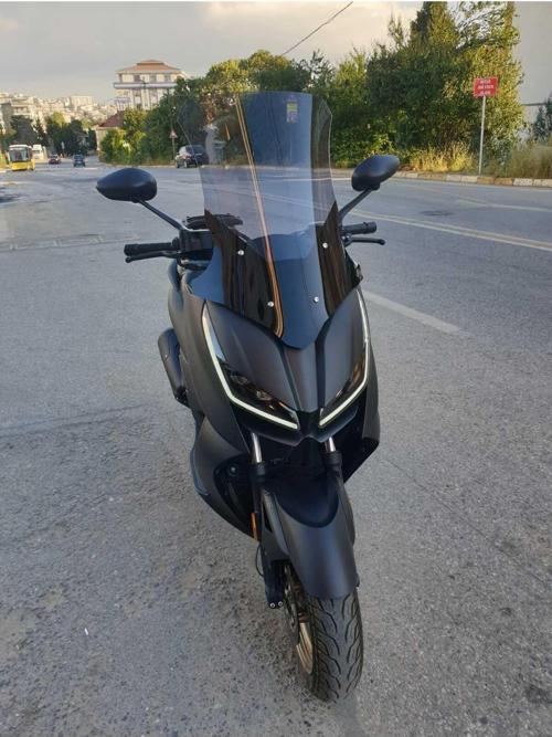 RKS RZ 250 S Siperlik Ön Cam 2022-2024 Model 68cm Açıkfüme Renkli 4mm