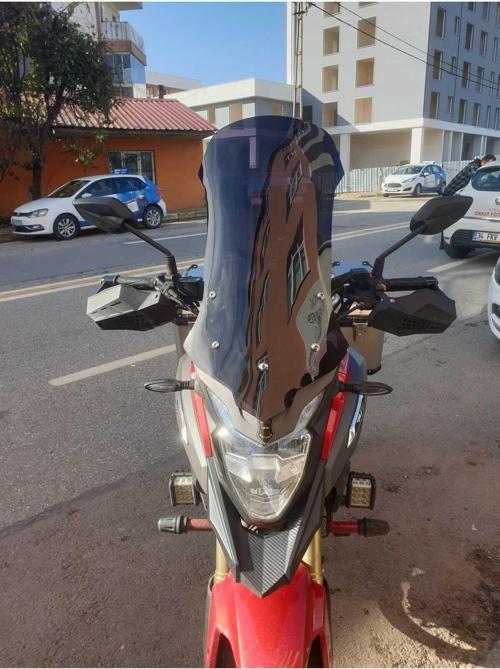 RKS Trv 242 Siperlik Ön Cam 2021 Model 68cm Siyah Renkli 4mm