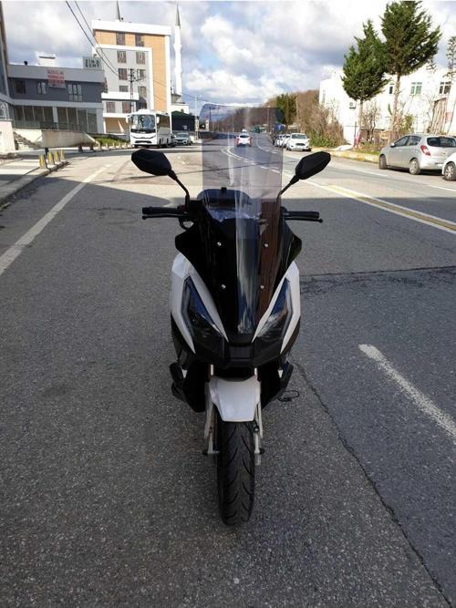 Volta Apec Apx7 Siperlik Ön Cam 2024 Model 78cm Açıkfüme Renkli 4mm UZUN CAM