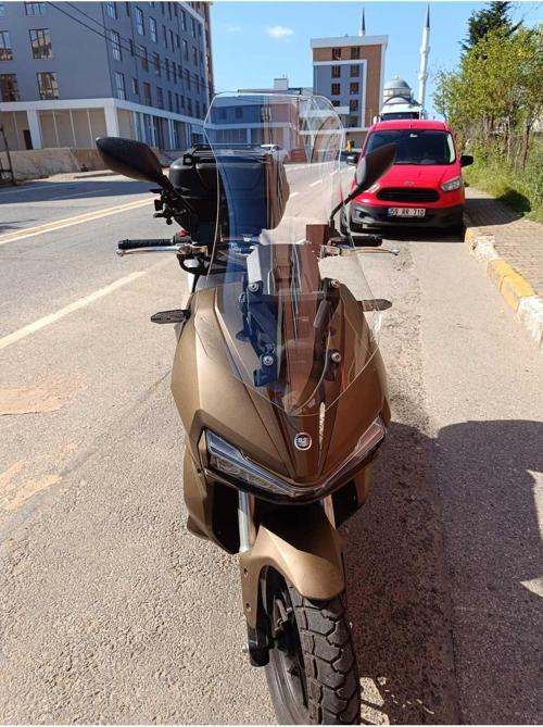 Yuki Adventure 150 Siperlik Ön Cam 2021 2024 Model 65cm Şeffaf Renkli 4mm ORTA BOYLU CAM