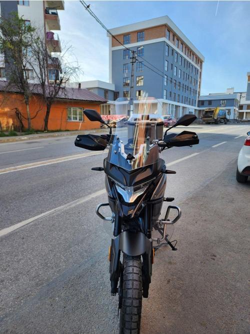 Voge DSX 650 Siperlik Ön Cam 2022 Model 55cm Şeffaf Renkli 4mm KISA SPOR CAM