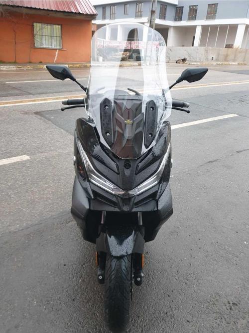 Voge SR4 Siperlik Ön Cam 2022 2024 Model 54cm Şeffaf Renkli 4mm Uzun BOY