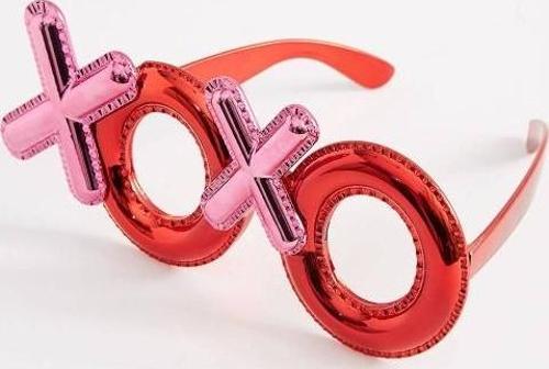 Kırmızı Renk Xoxo Yazılı Parti Gözlüğü