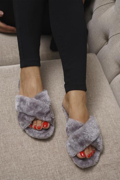 Çapraz Peluş Terlik TS1026