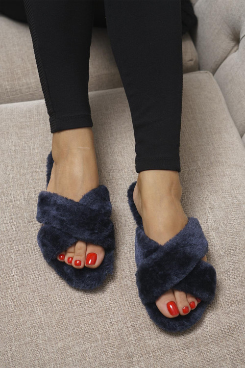 Çapraz Peluş Terlik TS1026