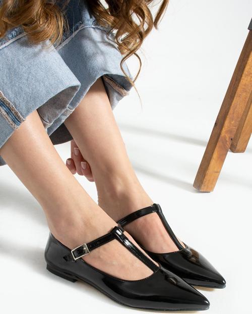 Kadın Tokalı Sivri Burun Babet Ayakkabı TS1166