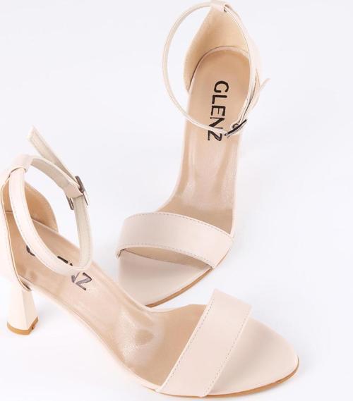 Kadın Stiletto Bantlı Bilekten Tokalı Topuklu Ayakkabı TS1138