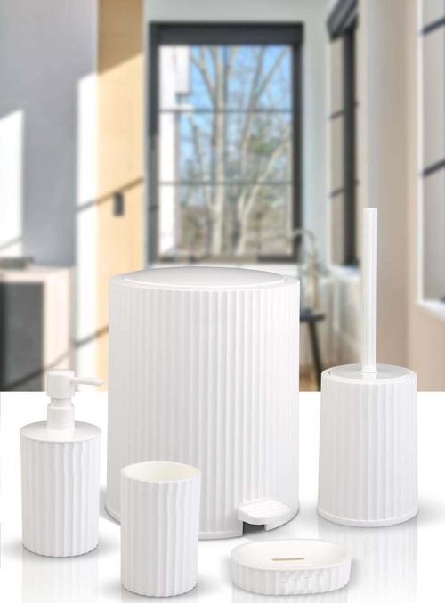 Banyo Seti Plastik Beyaz Renk 5 Parça Pedallı Çöp Kovası