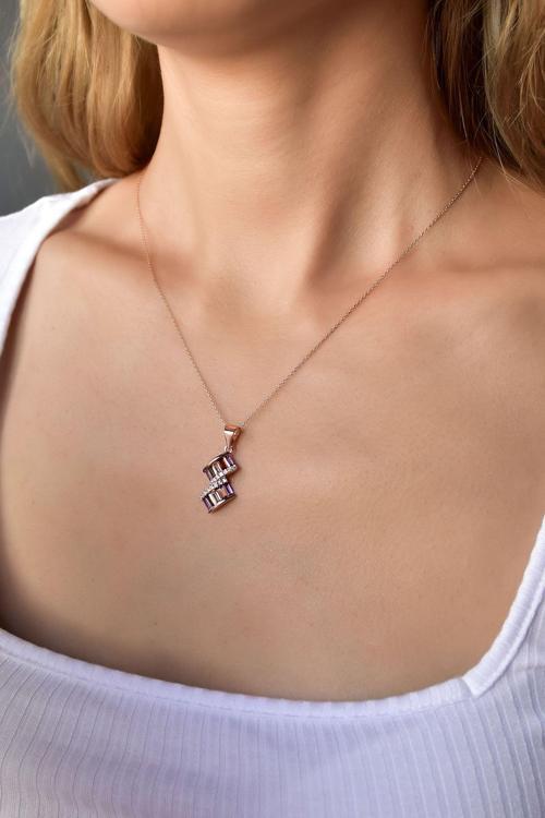 925 Ayar Gümüş Rose Kaplama Renkli Baget Taşlı Kolye