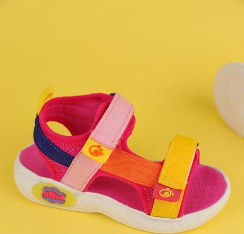 COCONUT HAFİF TABAN IŞIKLI ORTOPEDİK ÇOCUK SANDALET