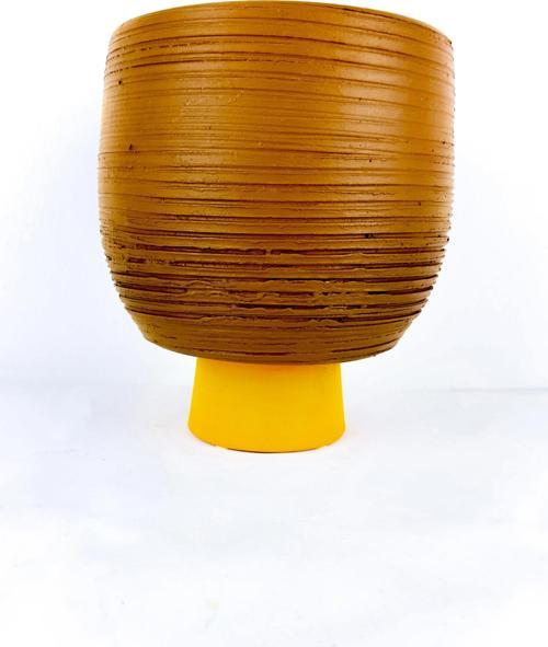 Antik Kendinden Ayaklı Toprak Saksı Saksılık Sütlü Kahve 19 cm