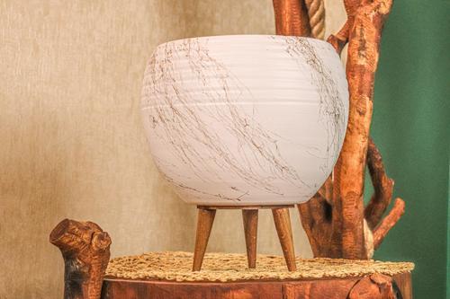 Beyaz Üzeri Gold Küp Terracota Toprak Saksı Saksılık Salon Çiçeklik Büyük Boy 3 Ayak