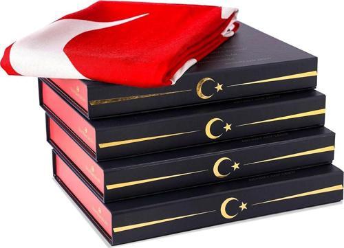 Bayrakal Istiklal Marşı Yazılı Kutulu Türk Bayrağı