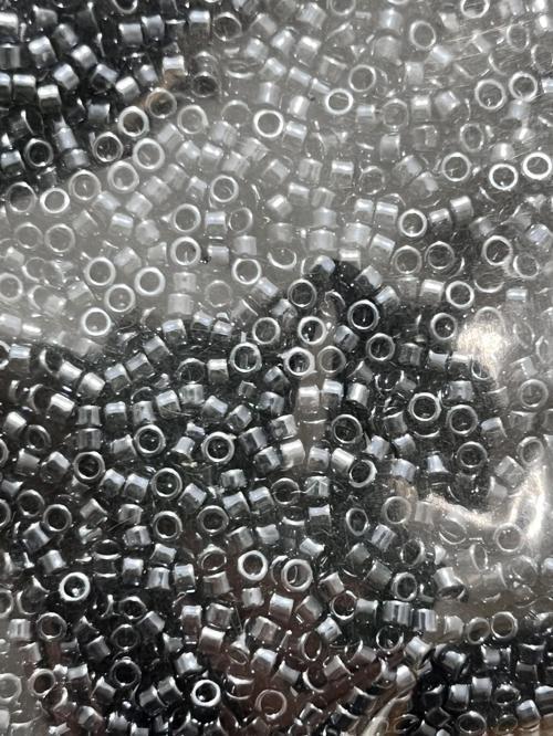Düz Renkli Cam Boncuk 2-2,5mm 2000 Gram 004