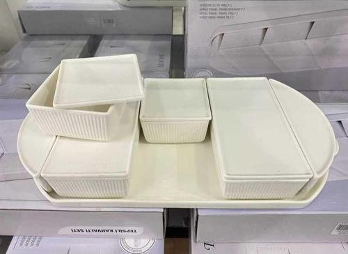 Porselen Oval Tepsili  6 Bölmeli Kapaklı Kahvaltılık Sunum Seti