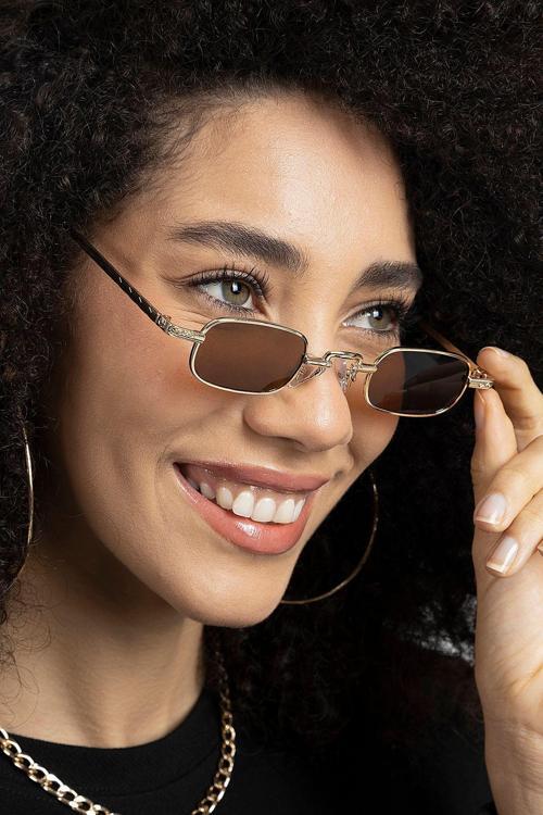 Kahverengi Camlı Metal Çerçeveli Küçük Dikdörtgen Retro Kadın Güneş Gözlüğü