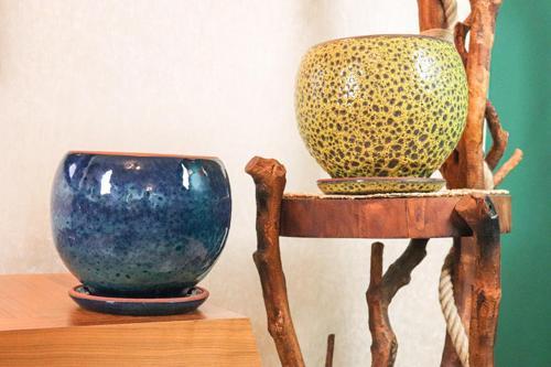 Okyanus Mavisi Ve Hardal Sarısı Şekilli Artistik Çift Sırlı İç Ve Dış Mekan Kullanımlı Tabaklı Toprak Ter