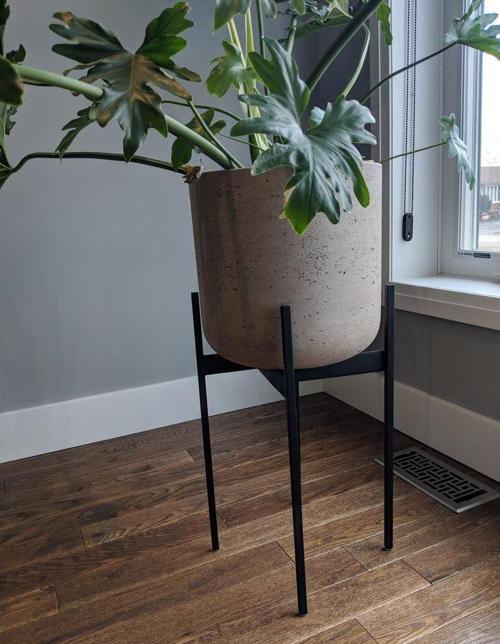 Ayaklı Saksılık Dekoratif Balkon Saksılığı