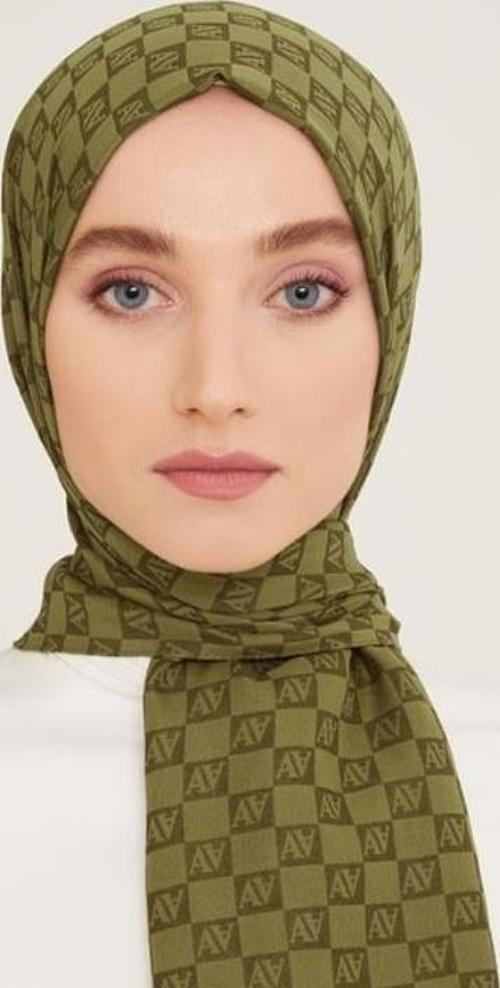E00OA044404824063 Trend Ultralıght 18  Şal