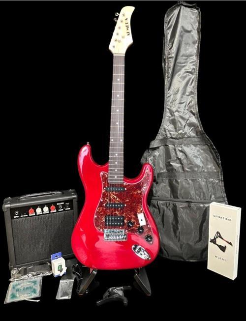 Elektro Gitar Set Crımso Hss Manyetikli 15W Amfi (Gitar-Amfi-Kablo-Askı-Kapo-Akort Cihazı-Yedek Tel)