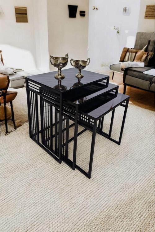 Milano Siyah Metal Ayaklı Füme Aynalı Zigon Sehpa 40x55 cm