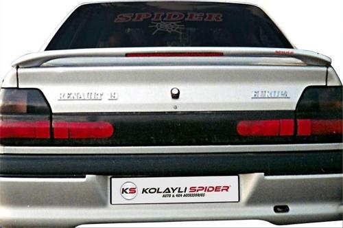 Renault 19 SD Spoiler Bagaj Yüksek (Işıklı) Fiber 1993-2000