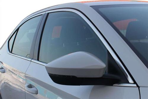 Skoda Super B8 Cam Çerçevesi 12 Prç Krom 2015 ve Sonrası