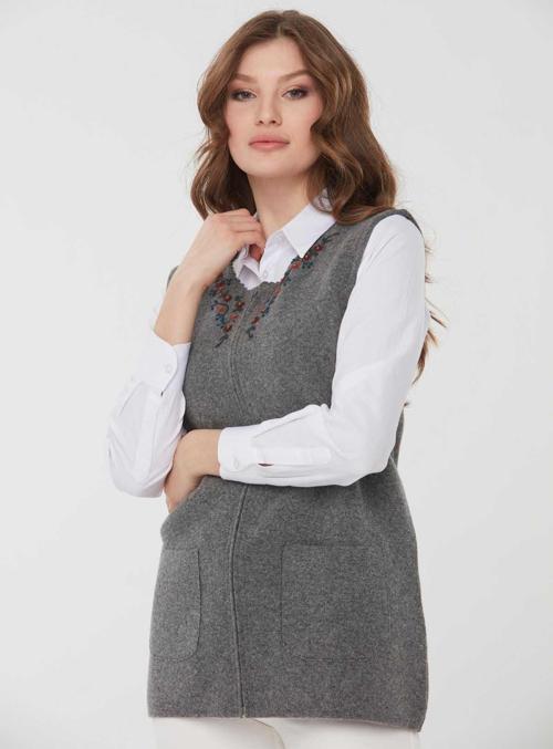 Kadın Sıfır Yaka Papatya İşlemeli Yün Yelek 0242190 Füme