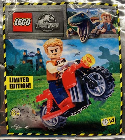 Jurassic World 122114 Owen and red motorbike