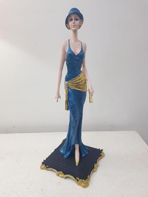 Elbiseli Kadın Lacivert Elbiseli Kadın Biblo Dekor (41Cmx15Cmx15Cm)