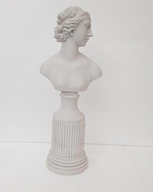 Ev Dekorasyon Letafet Sütunlu Kadın Büst