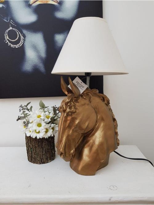 At Dekor Abajur Gold Renk