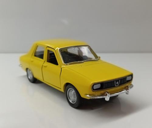 Dianomi welly 1:36 ölçek RENAULT 12// ÇEK-BIRAK 12 CM METAL ARABA
