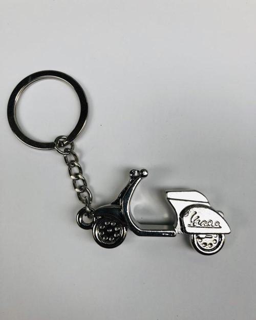 Oto Araba Krom Vespa Anahtarlık Metal N11.6627