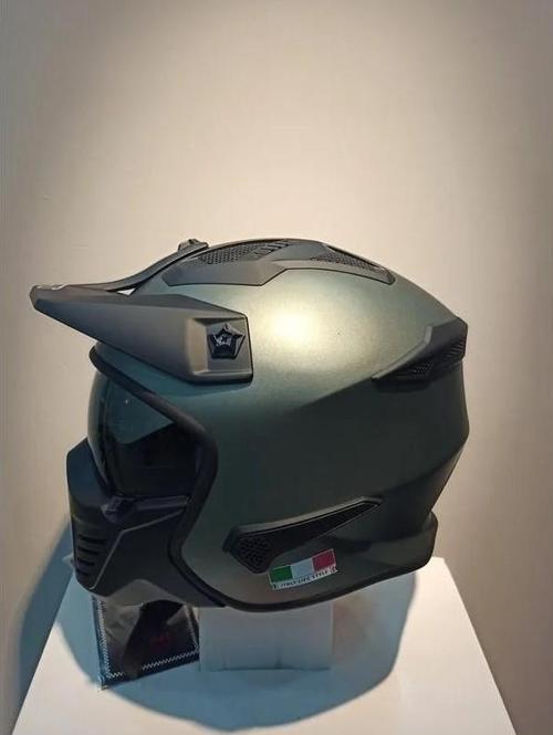 Xbyc 726X Full Face Çene Çıkan Kapalı Motosiklet Kaskı XL Beden Tokyo Titanium