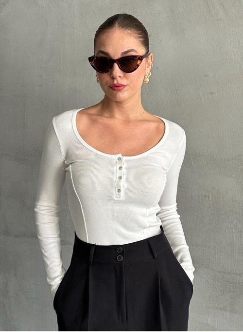 Beyaz Sedef Düğmeli Uzun Tshirt - 2634