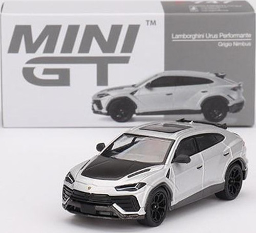 747 Lamborghini Urus Performante
